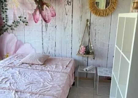 Les Carrels D'omaha בית נופש קולוויל-סור-מר