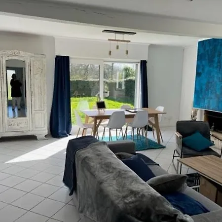 בית נופש Les Carrels D'omaha קולוויל-סור-מר